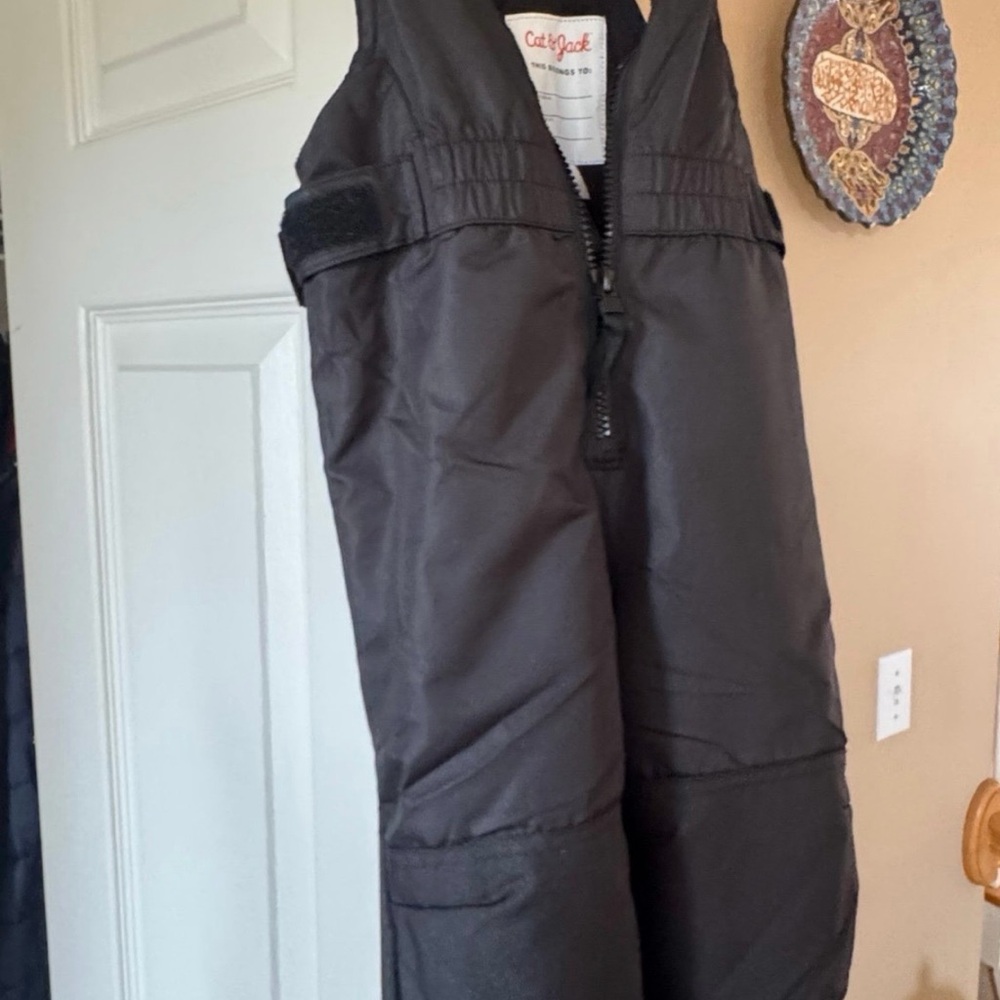 Cat & Jack kids snowsuit